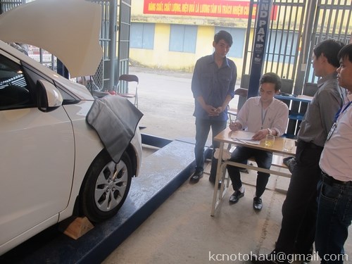 SV khoa Công nghệ ô tô Trường ĐHCNHN đạt giải nhất kỹ năng nghề công nghệ ô tô thành phố Hà Nội năm 2016