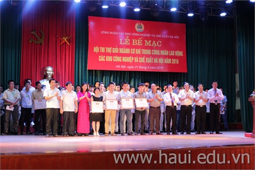 Hội thi thợ giỏi ngành cơ khí trong công nhân lao động các khu công nghiệp và chế xuất Hà Nội năm 2016