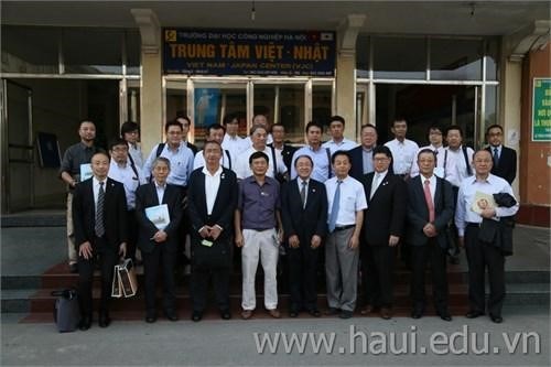 Japan Die and Mode Association (JADMA) visit Hanoi University of Industry (HaUI)