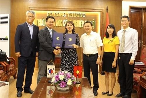 The signing of Cooperation Memorandum with Inha Technical College, South Korea