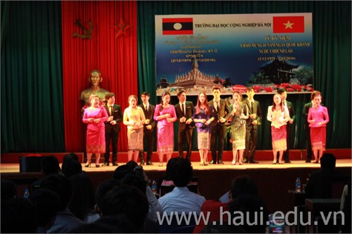 Lễ kỷ niệm 41 năm Ngày Quốc khánh nước CHDCND Lào