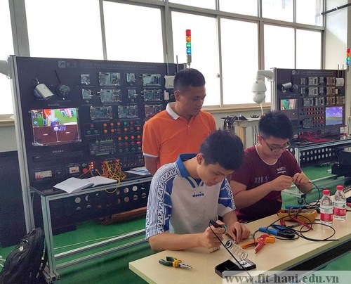 Training workshop in preparation for “The ASEAN Skills Competition 2016 - Internet of Things”