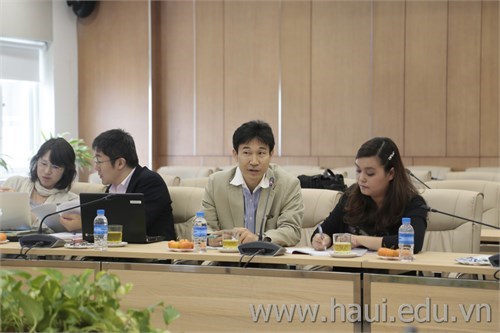 The meeting of JICA delegation with Hanoi University of Industry