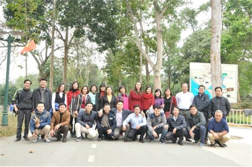 Chi bộ khoa Điện tử tổ chức cho Đảng viên đi học tập tìm hiểu thực tế khu di tích Chủ tịch Hồ Chí Minh tại Đá Chông (K9) – Ba Vì – Hà Nội.
