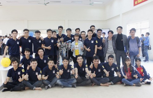 Tổ chức cuộc thi “Sáng tạo Robot Việt Nam 2017” cấp Trường