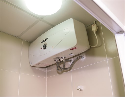 Phục vụ ăn ở trong trong dịp đón tân sinh viên năm 2016 tại Trung tâm Quản lý Ký túc xá