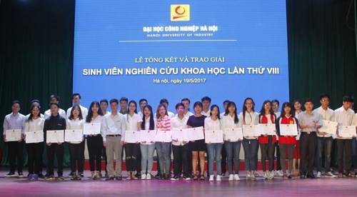 Closing ceremony and award ceremony of the 8th Student Research Contest