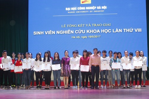 Closing ceremony and award ceremony of the 8th Student Research Contest