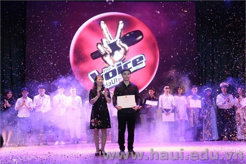 The final gala and award ceremony of “The Voice HaUI” 2017