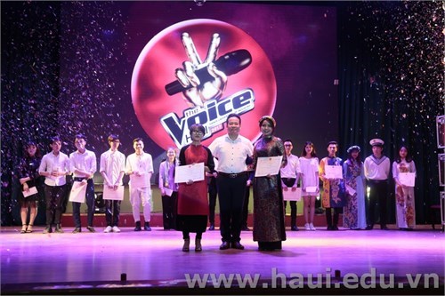 The final gala and award ceremony of “The Voice HaUI” 2017