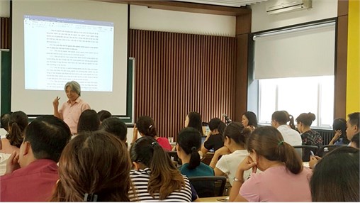 Tập huấn nâng cao trình độ chuyên môn cho cán bộ giảng viên Khoa Lý luận Chính trị - Pháp luật năm học 2017 - 2018