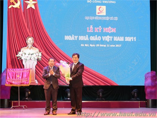 Trường Đại học công nghiệp Hà Nội: Long trọng tổ chức Lễ kỷ niệm ngày Nhà giáo Việt Nam 20/11 và trao tặng các danh hiệu thi đua, khen thưởng năm học 2016 – 2017