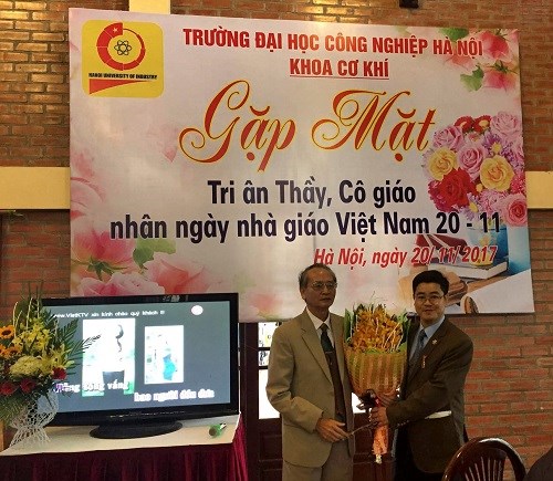 Khoa Cơ khí tổ chức Chương trình `Gặp mặt tri ân thầy,cô giáo nhân ngày Nhà giáo Việt Nam 20-11`