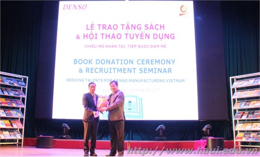 Lễ trao tặng sách và hội thảo tuyển dụng của Công ty TNHH DENSO Việt Nam