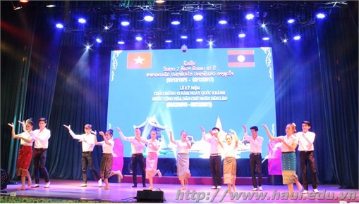 Lễ kỷ niệm chào mừng 42 năm Quốc Khánh nước CNDCND Lào