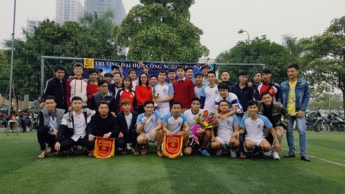 Chung kết và trao giải bóng đá nam HSSV khoa Cơ khí năm 2017