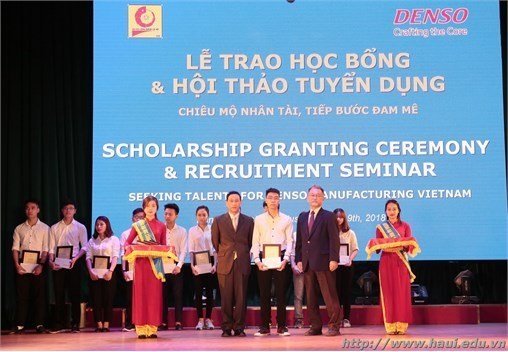Scholarship grant and signing of partnership agreement with DENSO Vietnam Limited Company