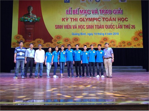 Đoàn Olympic Toán Đại học Công nghiệp Hà nội giành huy chương vàng trong kỳ thi Olympic Toán học Sinh viên và Học sinh toàn quốc năm 2018