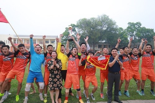 Chung kết và Trao giải Bóng đá nam HSSV năm học 2017-2018