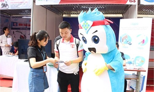 HaUI Job Fair 2018: 5000 job opportunities for students