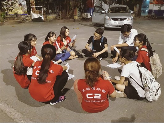 “Học mà chơi” cùng Câu lạc bộ tiếng Trung Haui