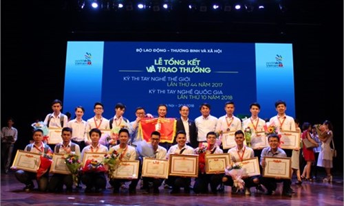 Hanoi University of Industry wins 15 prizes at the 10 th National Skills Competition 2018