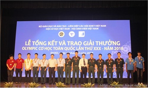 Hanoi University of Industry wins a team prize and 24 individual prizes at 30th National Mechanics Olympiad 2018