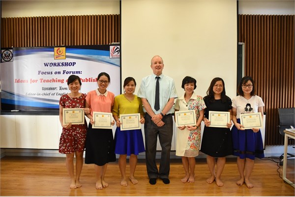 Hội thảo “chia sẻ kinh nghiệm viết bài báo khoa học và đăng bài trên các tạo chí chuyên ngành”