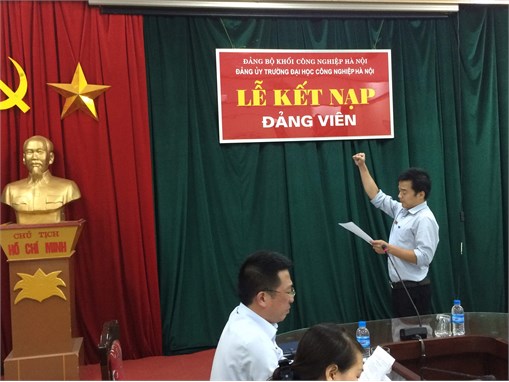 Lễ kết nạp Đảng viên mới của Chi bộ Khoa Công nghệ Hóa