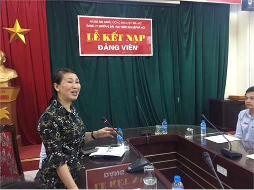 Lễ kết nạp Đảng viên mới của Chi bộ Khoa Công nghệ Hóa