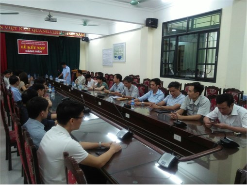 Công đoàn TT Việt Nhật – Hồng Hải tổ chức bình xét thi đua công đoàn năm học 2017 – 2018