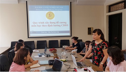 Toạ đàm về đổi mới giảng dạy các môn Lý luận chính trị, pháp luật theo chuẩn CDIO