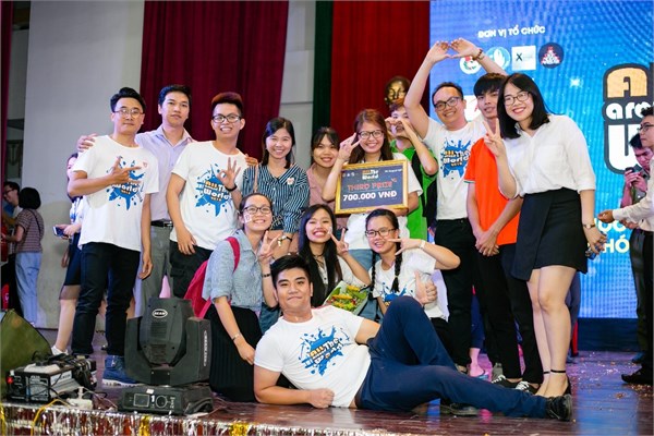 ALL AROUND THE WORLD 2018