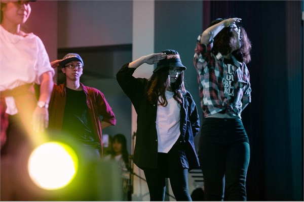 ALL AROUND THE WORLD 2018