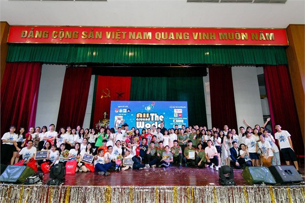 ALL AROUND THE WORLD 2018