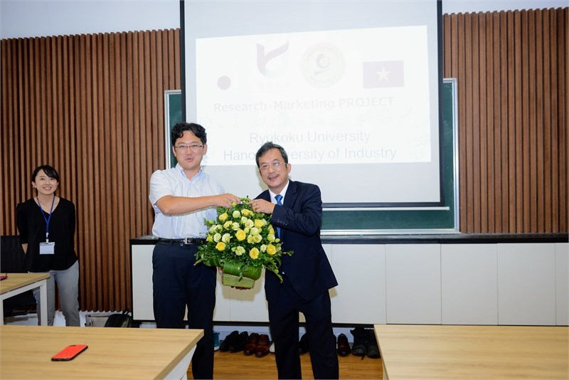 Giao lưu sinh viên Đại học Ryukoku (Nhật Bản) và Đại học Công nghiệp Hà Nội