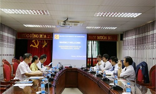 Delegation from Kanazawa Institute of Technology, Japan pays a visit to Hanoi University of Industry