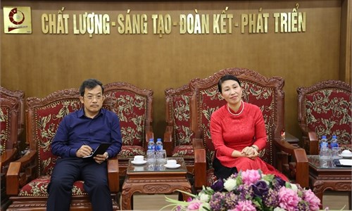 Hanoi University of Industry meets with delegates from Vientiane-Hanoi Friendship Technical and Vocational College