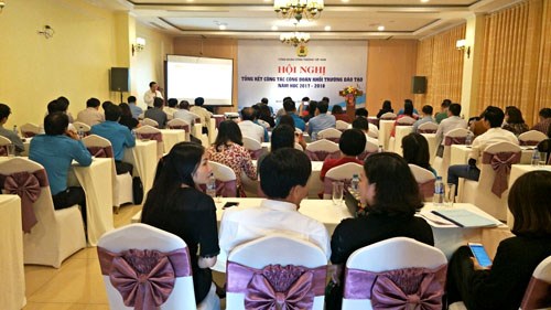 Công đoàn Trường Đại học Công nghiệp Hà Nội nhận Bằng khen toàn diện của Tổng Liên đoàn Lao động Việt Nam