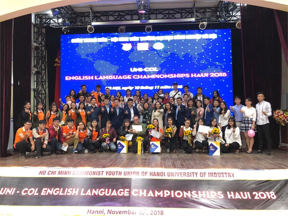 Tưng bừng “Ngày hội Sinh viên yêu thích Tiếng Anh - UNI – COL English Language Championships HaUI” năm 2018