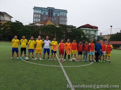Giao lưu bóng đá với Bộ môn ÔTô Trường Đại Học Giao Thông vận tải Hà Nội