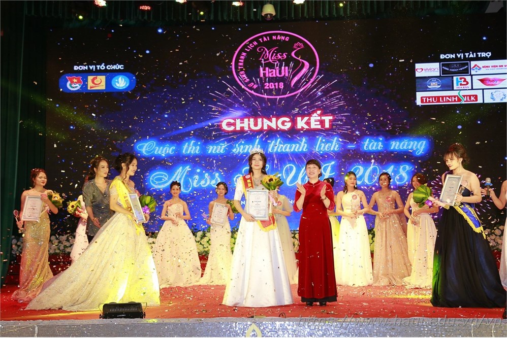 Chung kết Cuộc thi `Nữ sinh thanh lịch - tài năng Miss HaUI 2018`