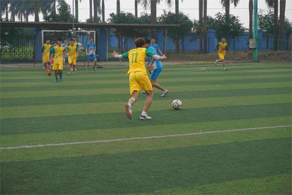 Khai mạc Giải bóng đá nam sinh viên Khoa Công nghệ hóa năm 2019