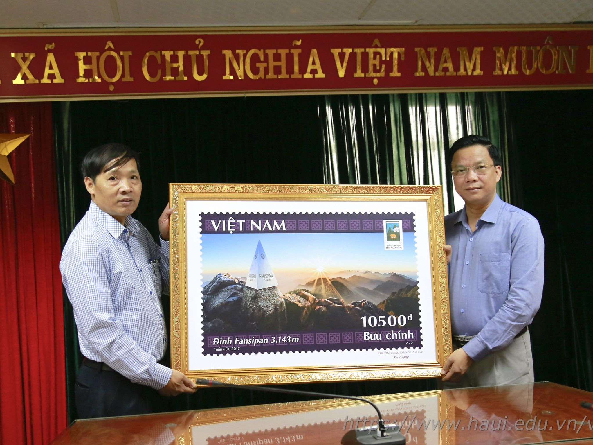 Đoàn cán bộ trường Cao đẳng Lào Cai thăm và làm việc tại Đại học Công nghiệp Hà Nội