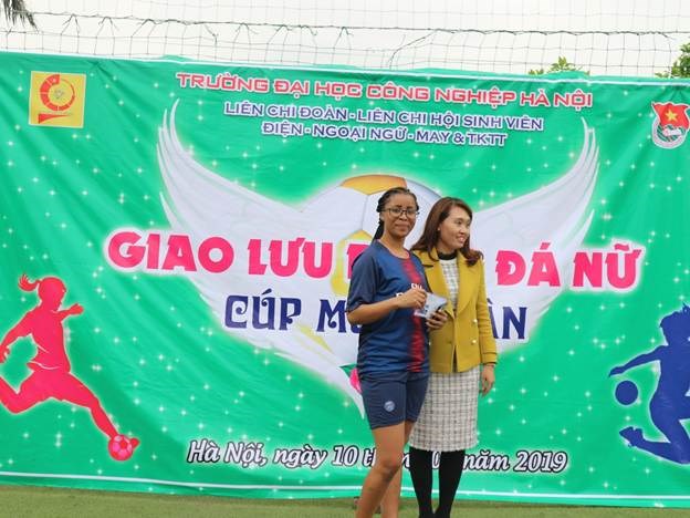 Giải giao lưu bóng đá nữ khoa Điện-khoa Ngoại Ngữ-khoa CN May & TKTT (Cup Mùa Xuân 2019)