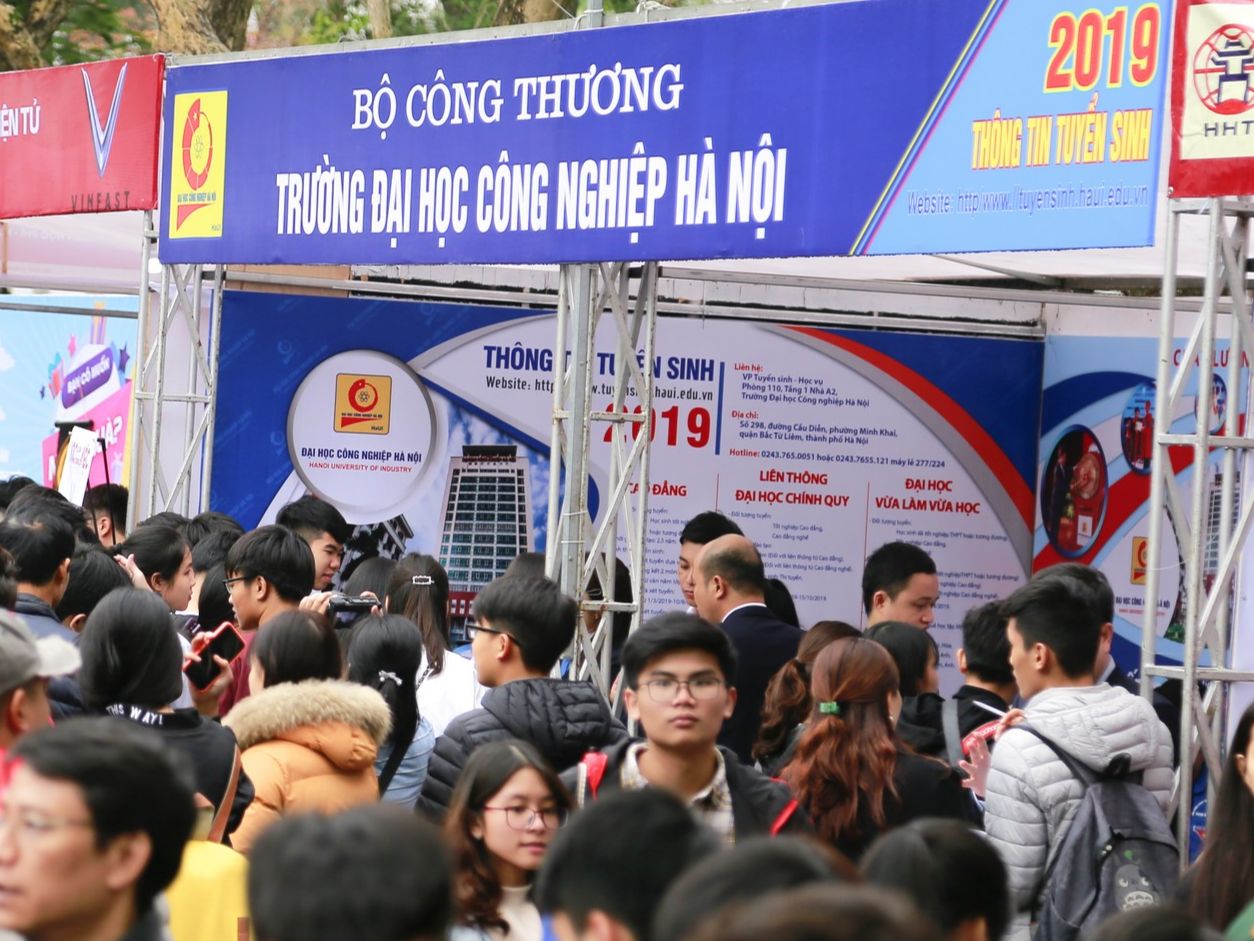Sức hút của Đại học Công nghiệp Hà Nội tại Ngày hội tư vấn tuyển sinh - hướng nghiệp 2019