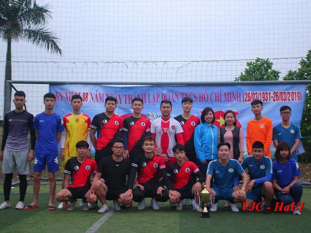 Khai mạc giải bóng đá nam VJC CUP 2019