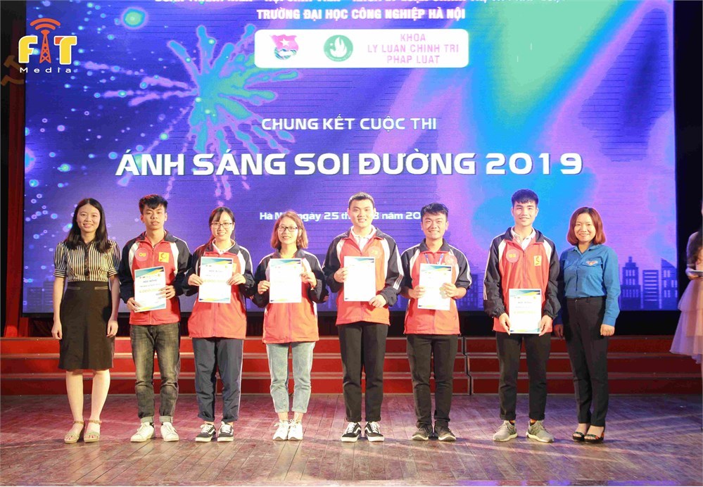 Chung kết Cuộc thi “Ánh sáng soi đường” năm 2019