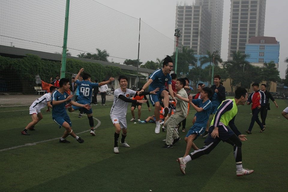 Chung kết và trao giải bóng đá nam HSSV TT Việt Nhật