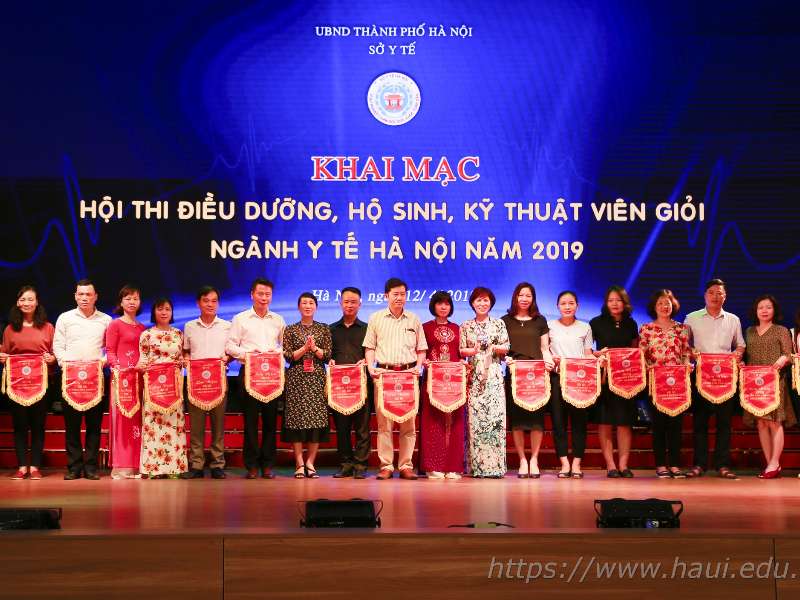 Khai mạc Hội thi Điều dưỡng, Hộ sinh, Kỹ thuật viên giỏi ngành Y tế Hà Nội năm 2019